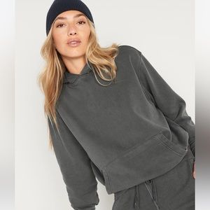 Old Navy Garment-Dyed Gender-Neutral Pullover Hoodie